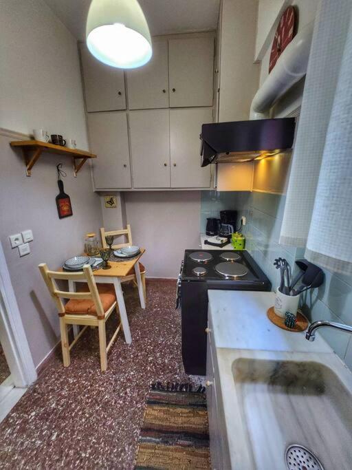 Ilyssos - Boho Stylish Apt- Hilton Area Афіни Екстер'єр фото